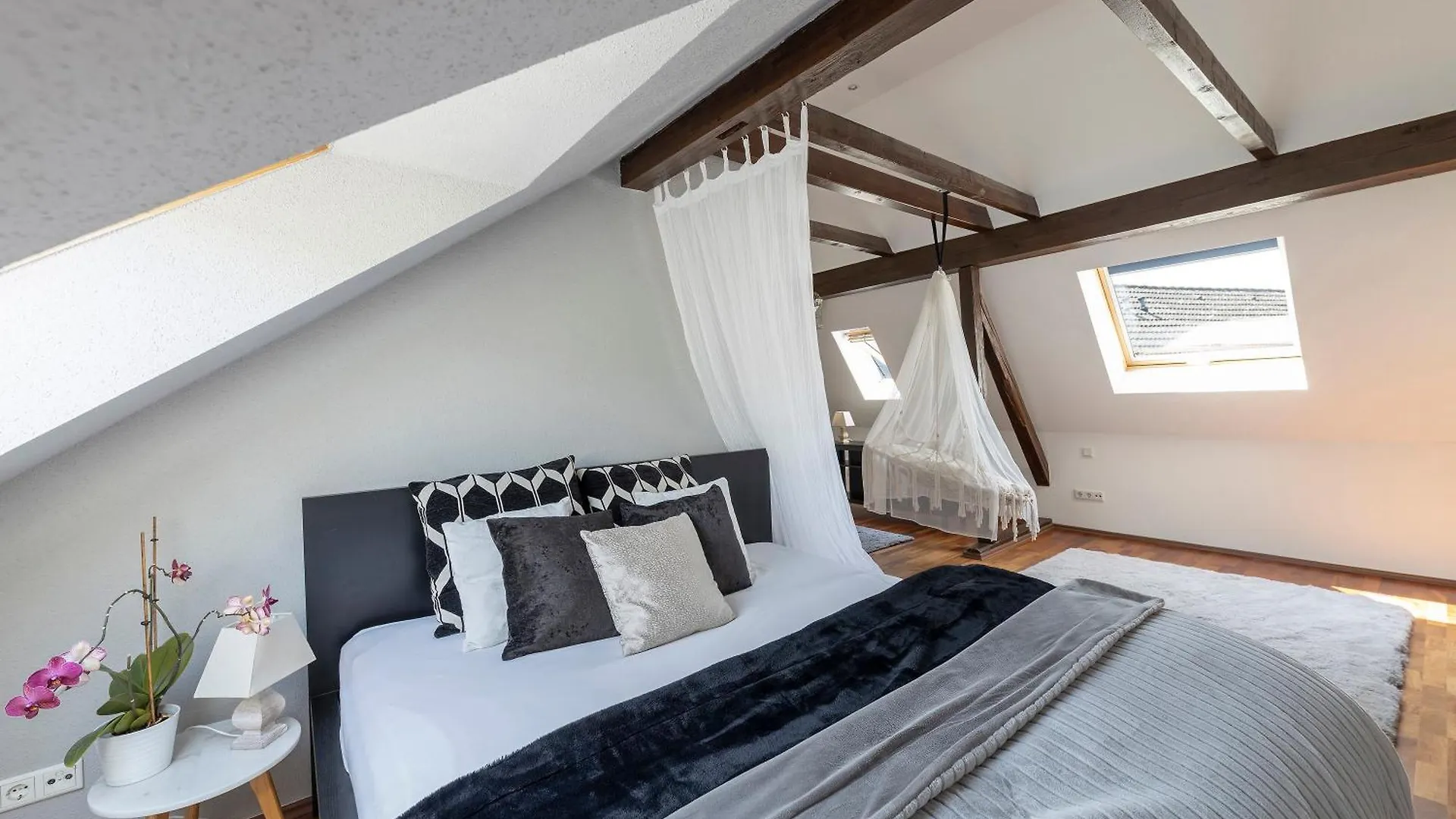 Appartement Penthouse With Whirlpool Central à Düsseldorf