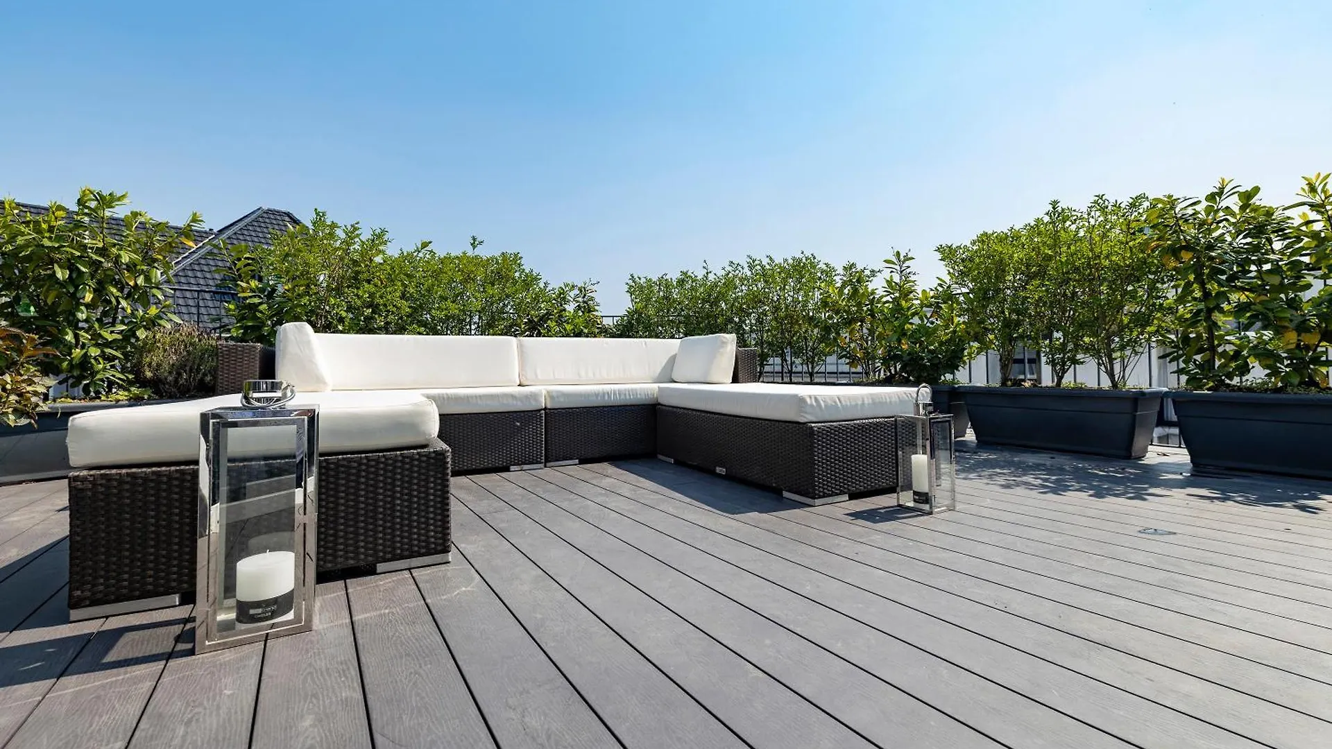 Penthouse With Whirlpool Central Apartment Dusseldorf